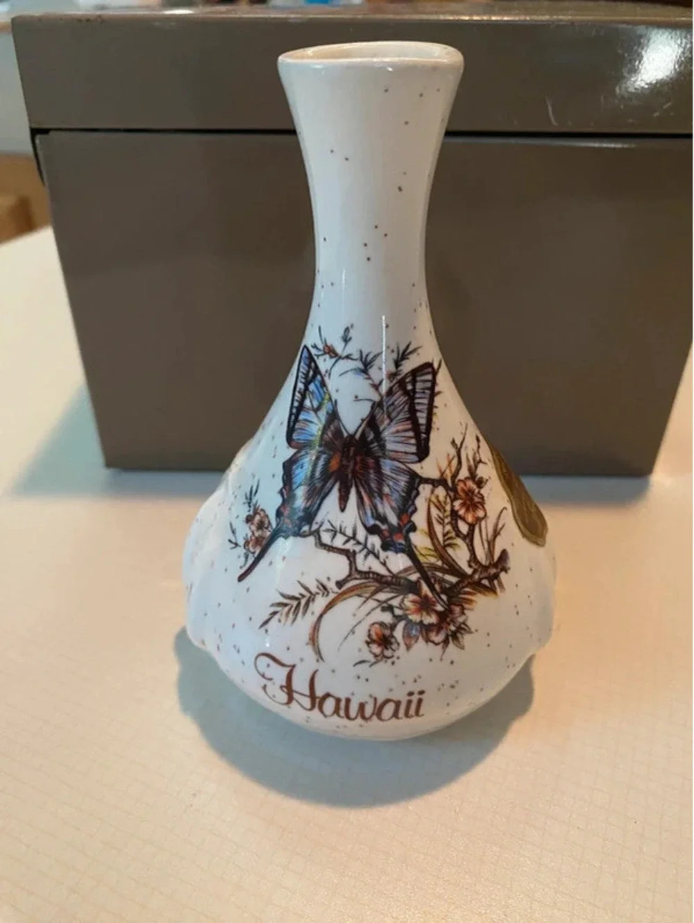 Small Maui Hawaii Vase Treasure Craft Ceramic